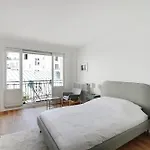 Bright Studio for 2 - Champs-Elysées